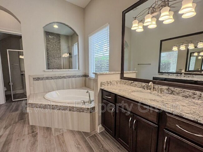 Building Photo - 15 Sandpiper Ln