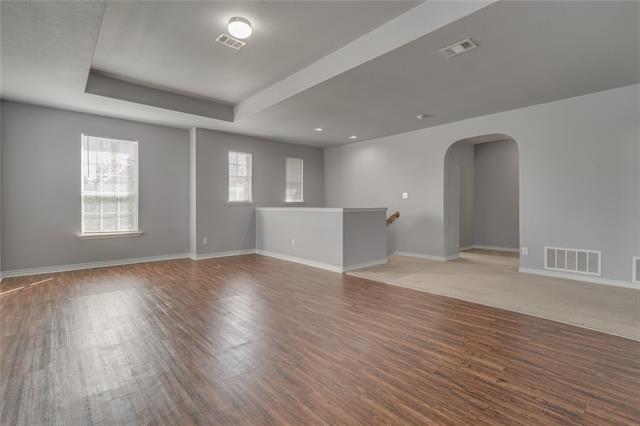 Building Photo - 601 Port Royale Way