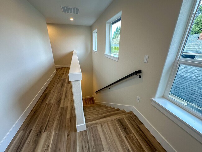 Building Photo - BOONE661-663 -NEW