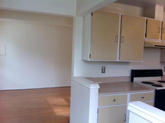 Building Photo - Cozy 2 Bed 1 Bath in Upper West Bremerton