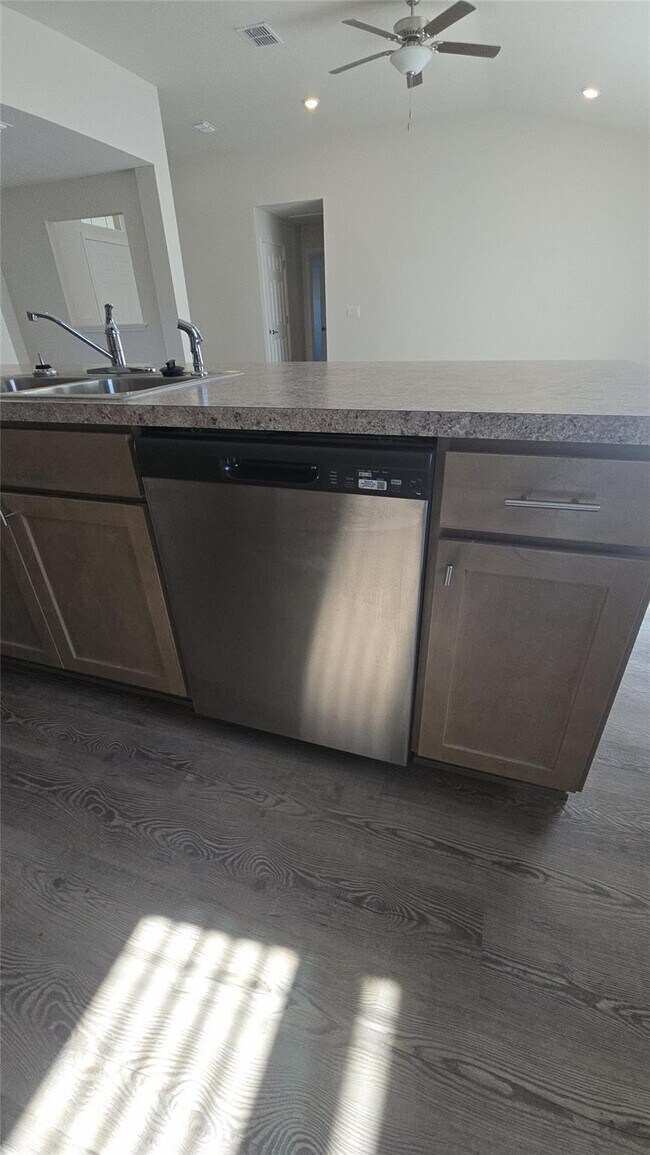 Building Photo - 8398 SW 138th Pl