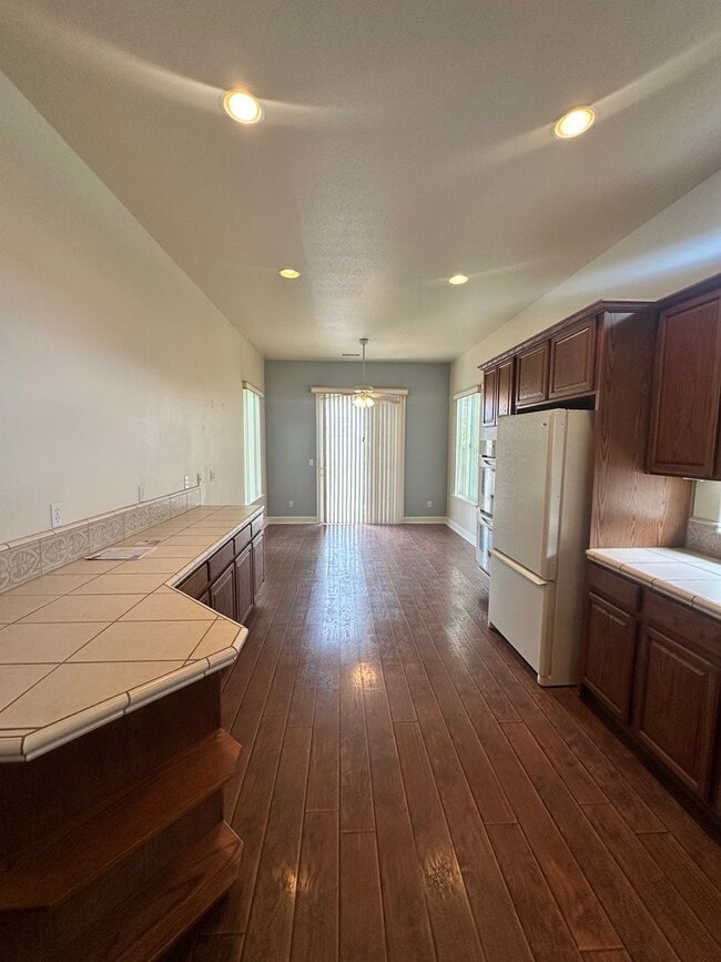 Building Photo - Toscana Charming Home in Gated 55+ Community