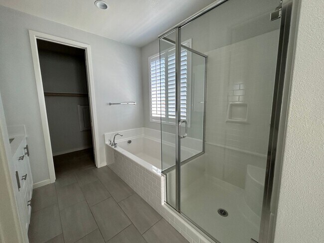 Building Photo - 28343 Harvest Gold Ct