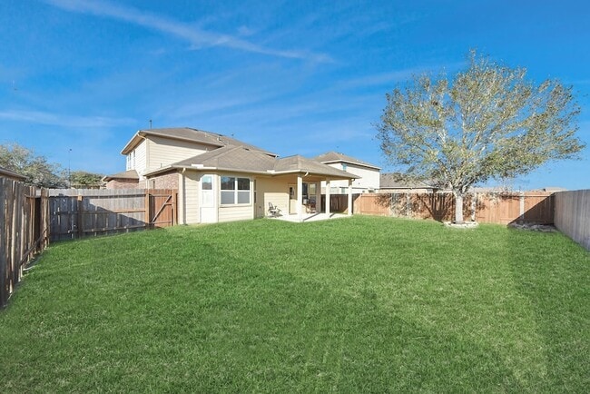 Building Photo - 3223 Aegean Dr