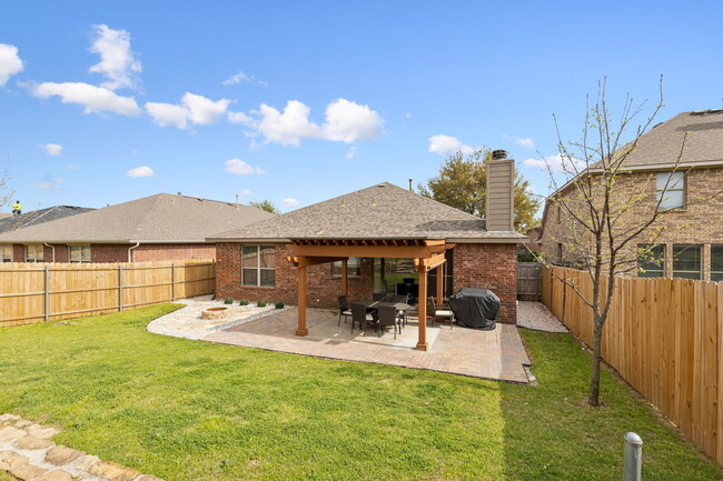 Building Photo - 607 Denali Dr