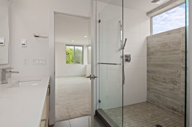 Building Photo - Stunning West Queen Anne Retreat with Iconic Puget Sound Views