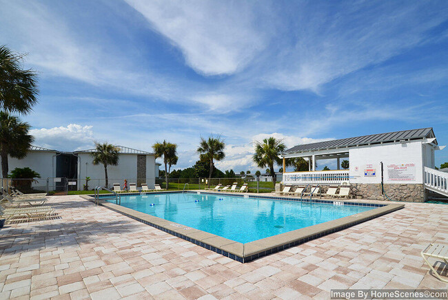 Building Photo - 4000 Gulf Terrace Dr