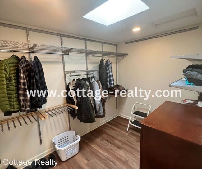 Building Photo - 3 br, 2 bath House - 803 Warren Creek