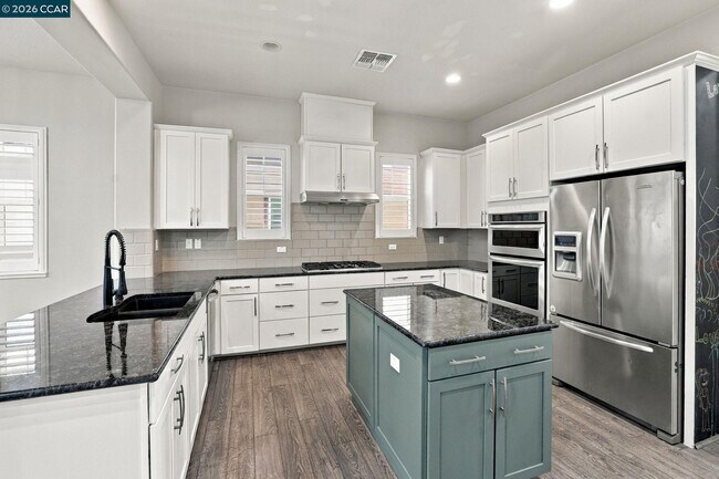 Building Photo - 63 Hazel Tree Ridge