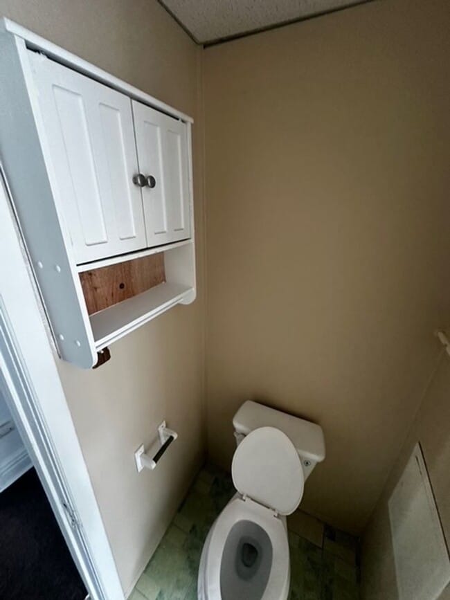 Building Photo - 97 Glendale Park