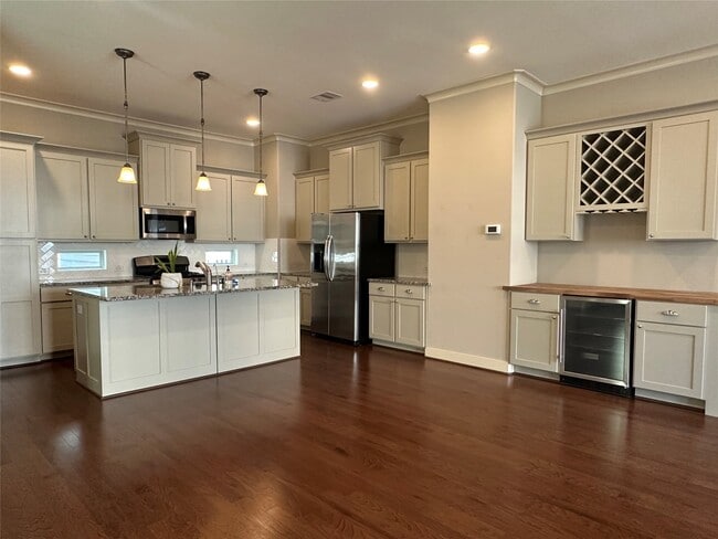 Building Photo - 1241 Nelson Falls Ln