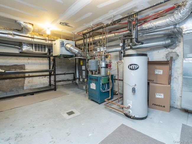 Building Photo - 29 Birch St