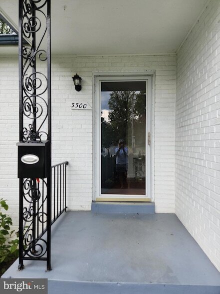 Building Photo - 3300 Potterton Dr