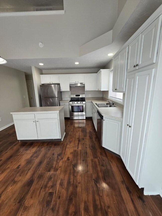Building Photo - 5431 Boxwood Ct SE