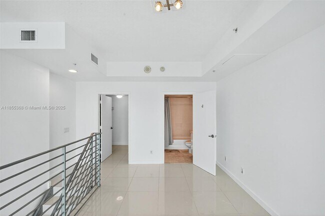Building Photo - 60 SW 13th St