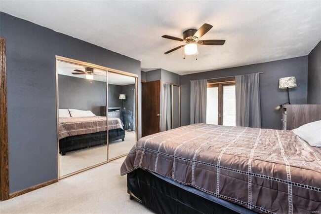 Building Photo - Fantastic 3bd/3ba home! Coming soon!