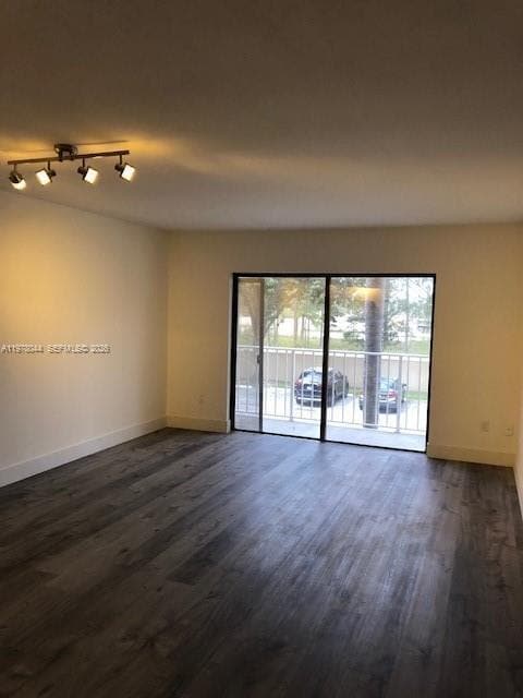 Building Photo - 9301 SW 92nd Ave