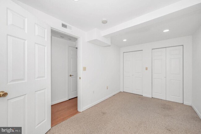 Building Photo - 1321 Fairmont St NW