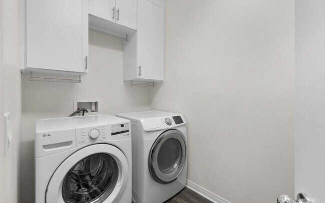 Building Photo - 524 Turnstone Ln