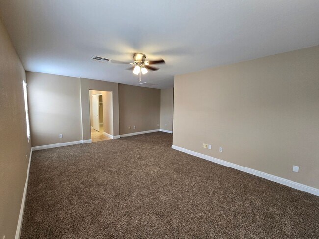 Building Photo - 4 Bedroom Rhodes Ranch Home for Rent