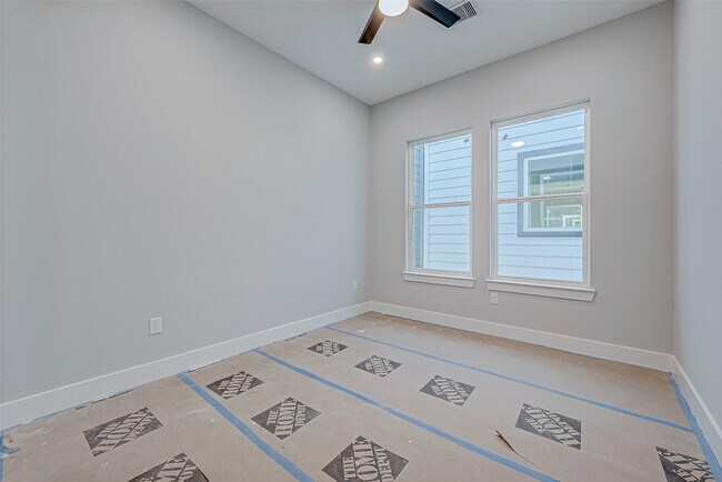 Building Photo - 6840 Del Rio St