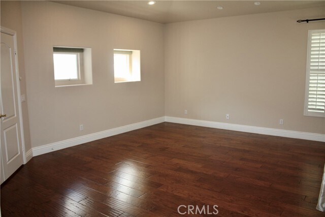 Building Photo - 42 Clear Creek