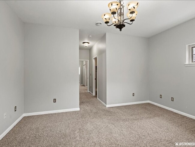 Building Photo - Timber Ridge Townhome