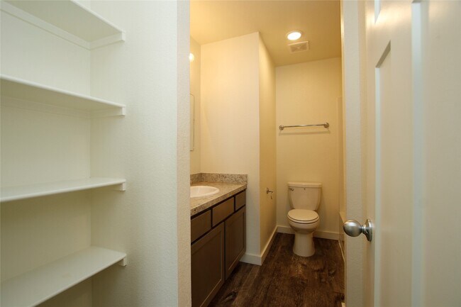 Building Photo - 21155 Gosling Rd