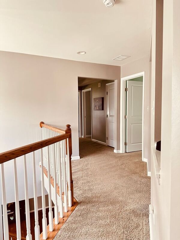 Building Photo - 4536 Briarwood Dr