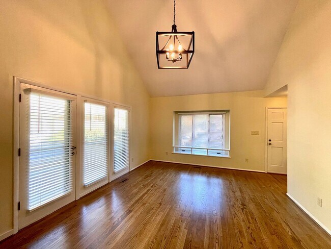 Building Photo - A Beautiful Updated End Unit Townhouse in Coventry, with 2 bedrooms on the first floor. Right nex...