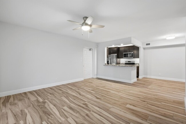 Building Photo - 2518 SE Anchorage Cove