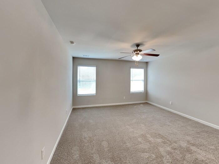 Building Photo - 15 Blake Ave