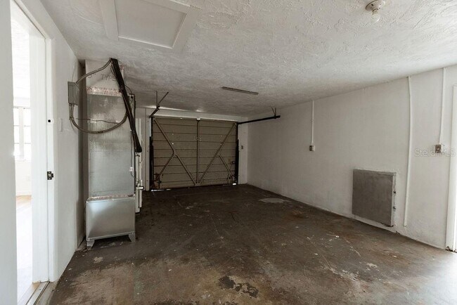 Building Photo - 3530 Umber Rd