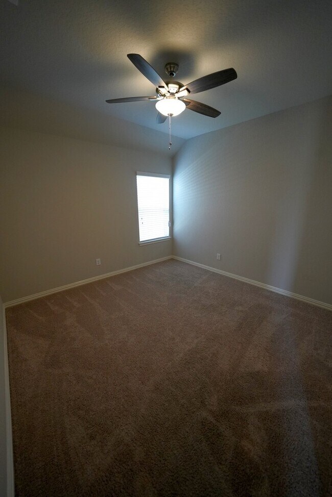 Building Photo - Immaculate First Time Rental in Potranco Run!