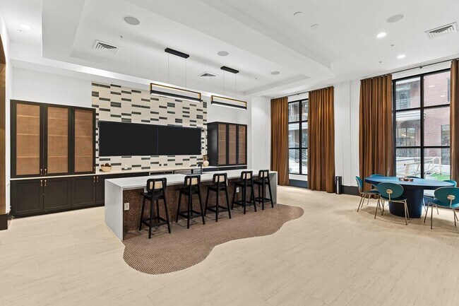 Building Photo - 3706 Goodwin Ave