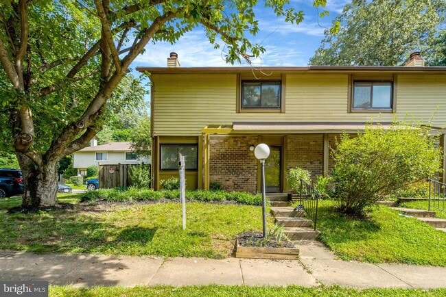Building Photo - 10676 Myrtle Oak Ct