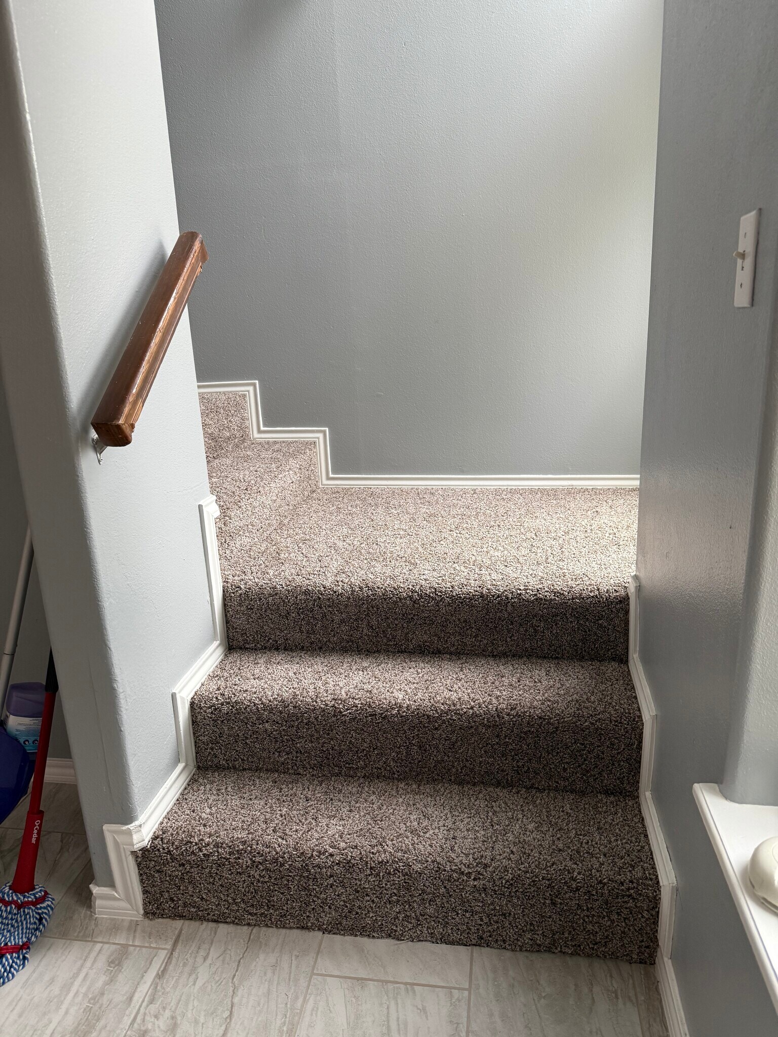 Building Photo - 106 S 48th Ln