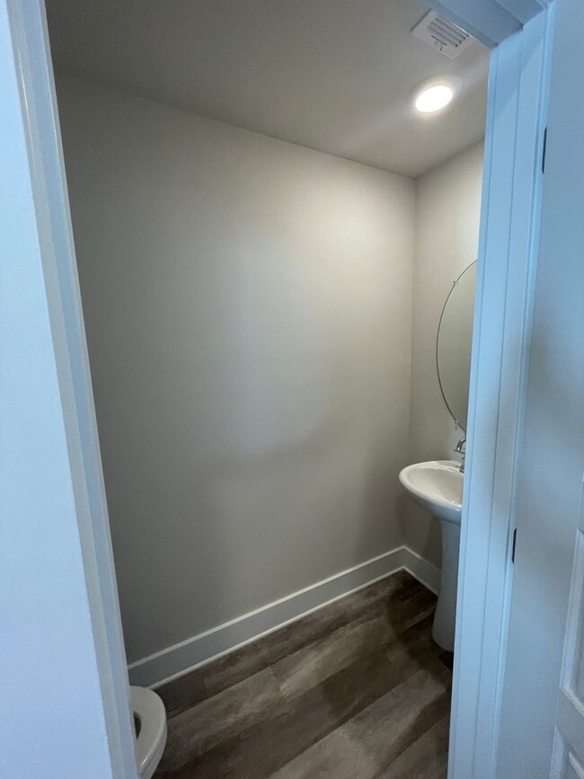 Building Photo - 3 Bedroom 2.5 Bathrooms  Echo Ridge Community in Greer SC