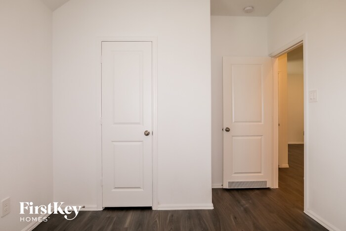 Building Photo - 18450 Cobalt Cove Ln