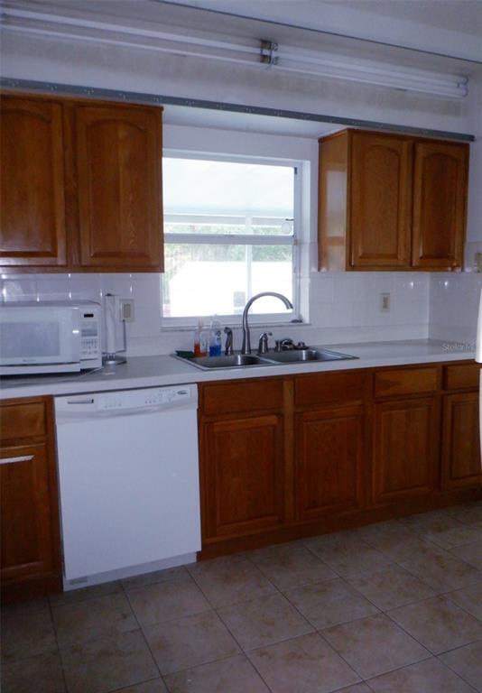 Building Photo - 11455 Riddle Dr