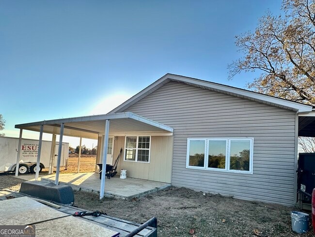 Primary Photo - 1013 Walke Dairy Rd