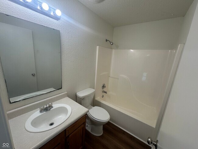 Building Photo - 8125 Maple Stream Ln