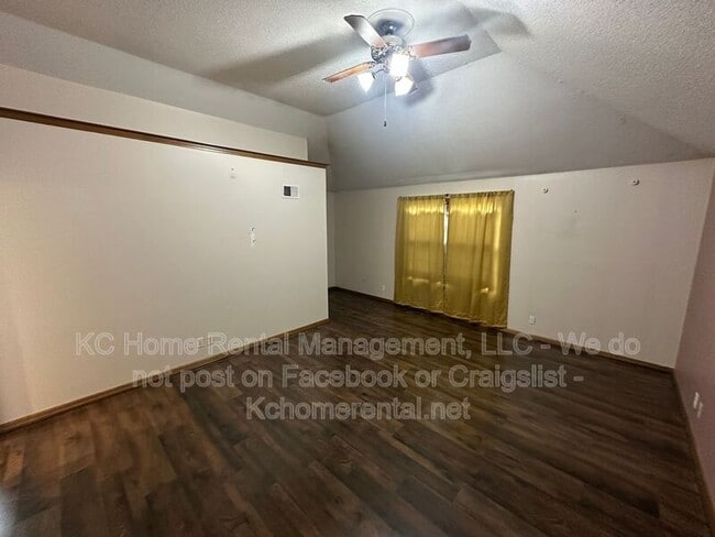 Building Photo - 15139 W 132nd St
