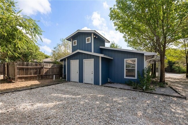 Building Photo - 5612 William Holland Ave