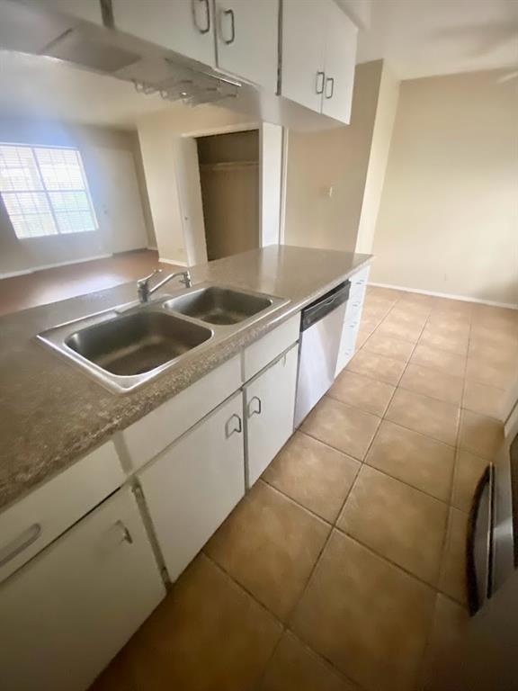 Building Photo - 910 Duncan Ln