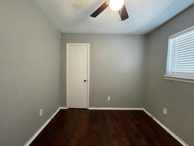 Building Photo - 3013 Penny Ln