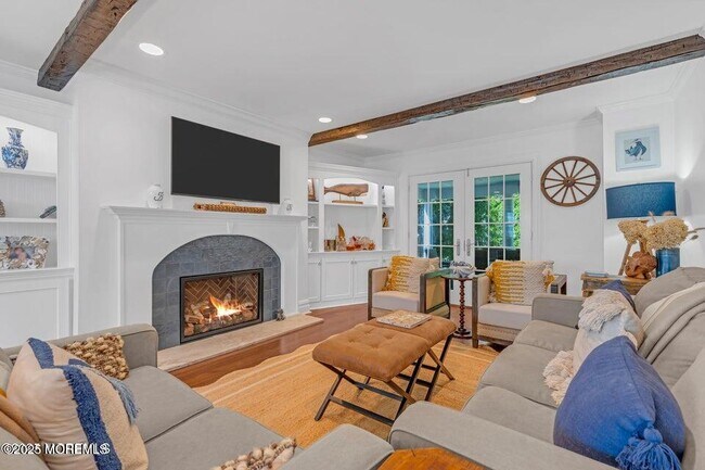 Building Photo - 101 Neptune Pl