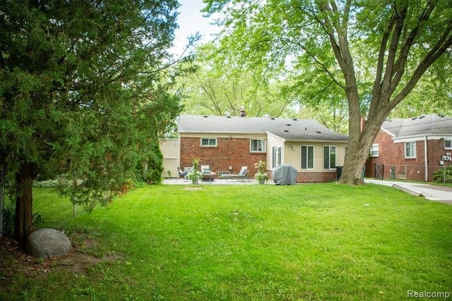 Building Photo - 1577 E Melton Rd