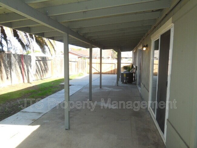 Building Photo - 100 Decathlon Cir