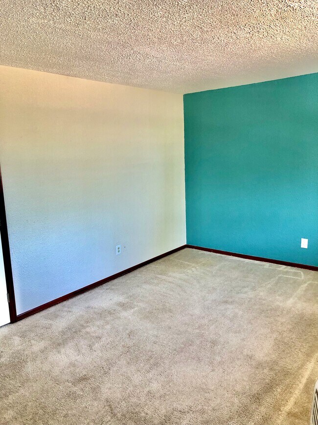 Building Photo - 3725 Quail St